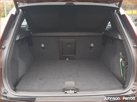 2023 Volvo XC40 - thumbnail 14