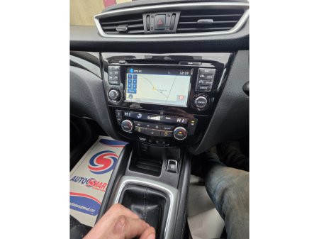 2017 Nissan Qashqai 1.5 DSL XE €8,995 thumbnail