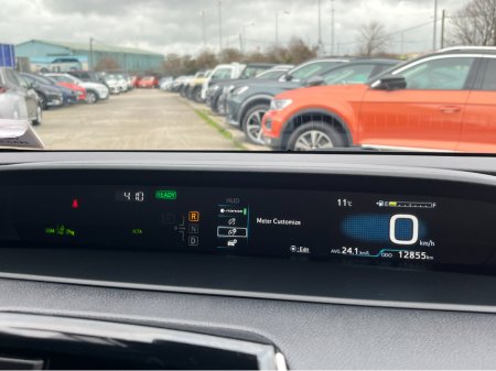 2020 Toyota Prius - thumbnail 21