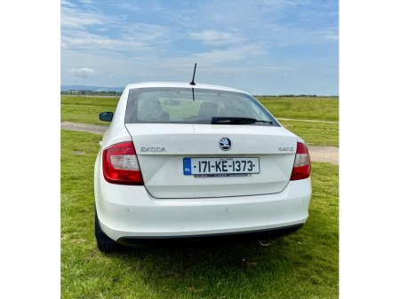 2017 Skoda Rapid - thumbnail 4