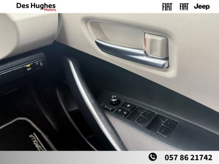 2020 Toyota Corolla Hybrid Luna-Sport Saloon €22,450 thumbnail