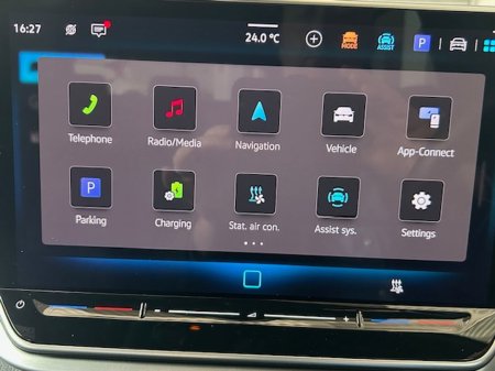 2025 Volkswagen ID.4 ID.4 Match 286 Pro Performance 77kWh Battery Auto Long range €35,995 thumbnail