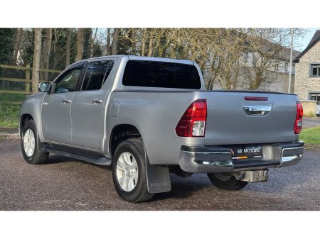 2018 Toyota Hilux - thumbnail 7