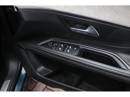 2019 Peugeot 5008 - thumbnail 10