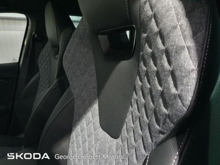 2026 Skoda Octavia Combi Sportline 2.0TDi 115hp thumbnail