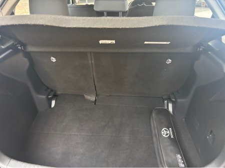 2021 Toyota Yaris - thumbnail 7