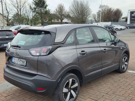 2022 Opel Crossland - view 4