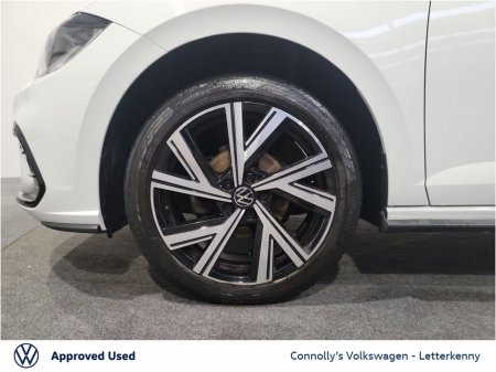 2024 Volkswagen Polo 1.0 TSI 95HP R-Line thumbnail