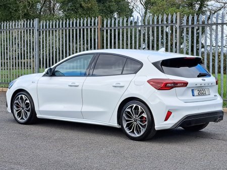 2023 Ford Focus - thumbnail 7