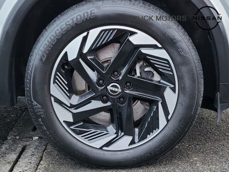 2025 Nissan Qashqai ePOWER QASHQAI SV thumbnail