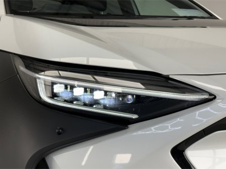 2023 Subaru Solterra - thumbnail 9