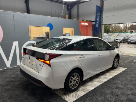 2022 Toyota Prius 2022 TOYOTA PRIUS S 1.8 AUTOMATIC / CRUISE CONTROL / REVERSE CAMERA AND MORE