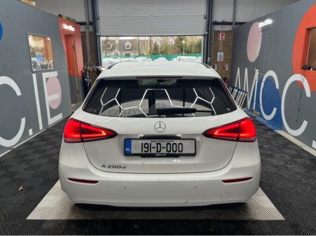 2019 Mercedes-Benz A Class €23950! 2019 MERCEDES-BENZ A200D 2.0 AUTOMATIC / CRUISE CONTROL / REVERSE CAMERA / ELECTRIC MEMORY & HEATED SEATS / PADDLE SHIFTERS AND MORE €23,950 thumbnail