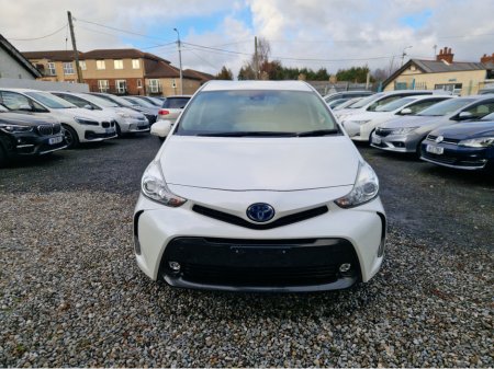 2019 Toyota Prius Alpha 7 seater self charging Hybrid €22,450 thumbnail