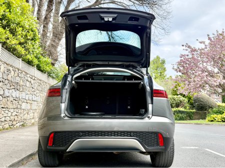 2019 Jaguar E-Pace - thumbnail 14