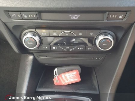 2017 Mazda Mazda3 2.2D 4DR (150ps) PLATINUM LS €10,950 thumbnail