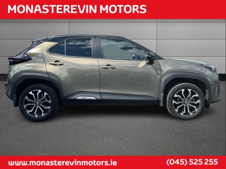 2024 Toyota Yaris Cross LUNA SPORT BI - APPLE CARPLAY / ANDROID AUTO €32,888