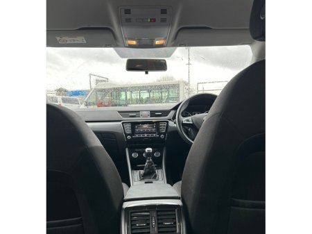 2019 Skoda Superb Manual 5 door hatchback 2.0l diesel engine €8,750 thumbnail