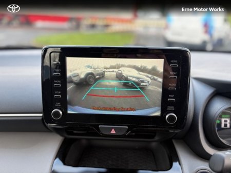 2022 Toyota Yaris Cross YARIS CROSS LUNA €23,950 thumbnail