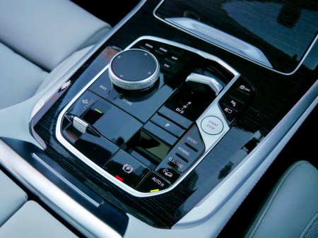 2025 BMW X5 xDrive50e M Sport €99,950 thumbnail