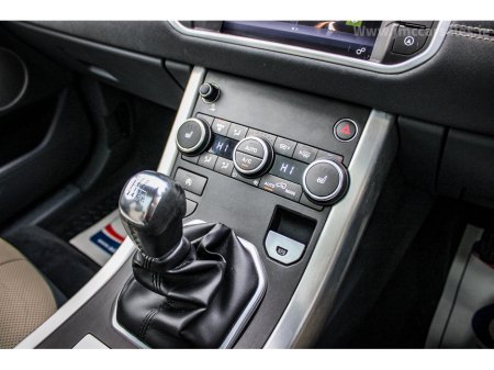 2017 Land Rover Range Rover Evoque 2.0 eD4 SE 2wd €17,995 thumbnail