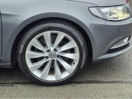 2016 Volkswagen CC 2.0 TDI GT BLUEMOTION 150PS 4DR €11,999 thumbnail