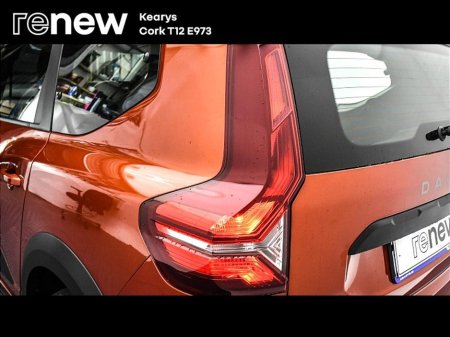 2022 Dacia Jogger Comfort TCe 110 €19,500 thumbnail