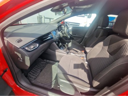 2017 Opel Astra - thumbnail 29