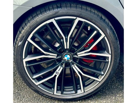 2023 BMW 5 Series - thumbnail 8