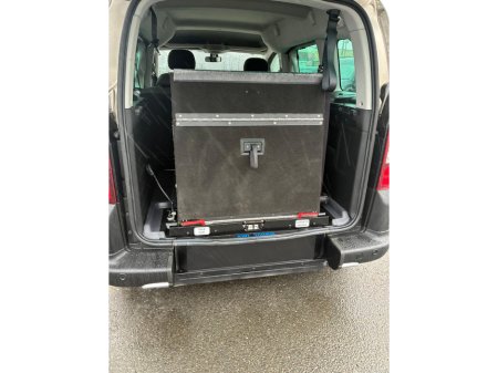 2015 Peugeot Partner - thumbnail 13