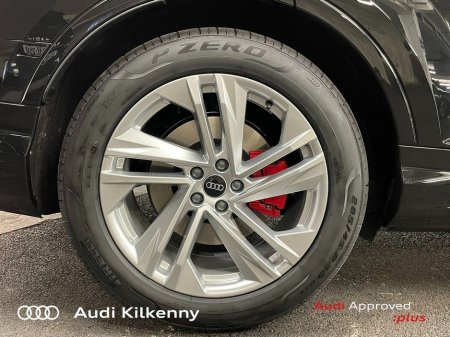 2026 Audi Q7 55 TFSI E Q S LINE €104,900 thumbnail