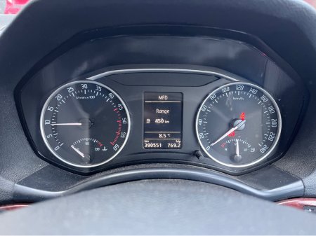 2009 Skoda Octavia - thumbnail 5