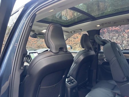 2025 Volvo XC90 2.0 T8 ULTRA 455BHP AWD 7 SEAT €82,950 thumbnail