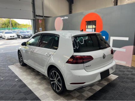 2021 Volkswagen Golf - photo 4