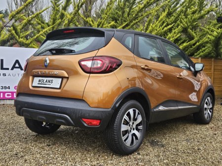 2019 Renault Captur - thumbnail 10