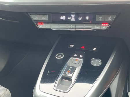 2021 Audi Q4 e-tron 40 E-TRON SPORT 4DR AUTO AS NEW!! €27,995 thumbnail