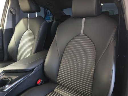 2020 Toyota Camry Hybrid World Sport Edition €27,500 thumbnail