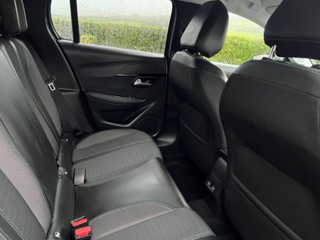 2022 Peugeot 208 1.2 Puretech 100bhp Allure Pack €17,950 thumbnail