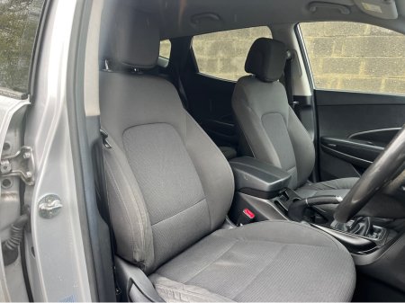 2014 Hyundai Santa Fe 4WD EXECUTIVE 4DR €8,950 thumbnail