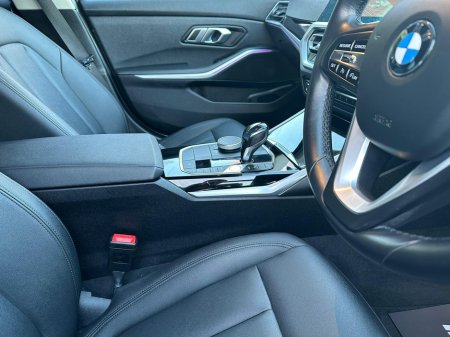 2019 BMW 3 Series 318D G20 D SE AUTO SERVICE HISTORY €26,495 thumbnail