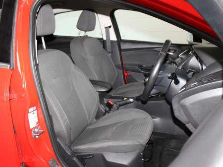 2016 Ford Focus 1.5 TDCI Titanium S/S 120PS 5DR €9,250 thumbnail