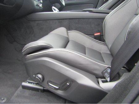 2026 Volvo XC60 - thumbnail 16