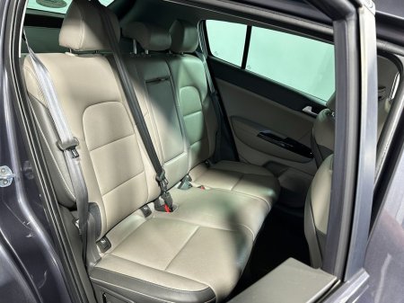 2018 Kia Sportage Platinum 1.7 Crdi €17,900 thumbnail