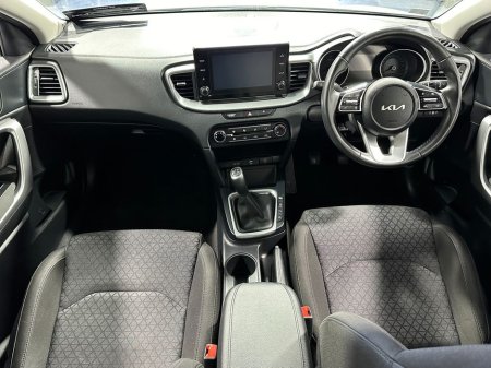 2023 Kia Ceed - thumbnail 9