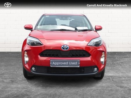 2023 Toyota Yaris Cross Hybrid Luna €26,950 thumbnail