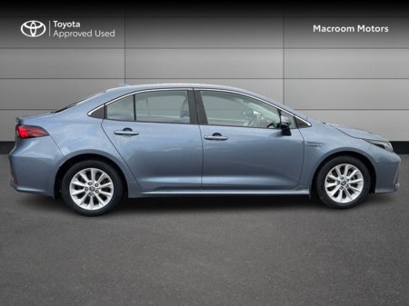 2022 Toyota Corolla - photo 3