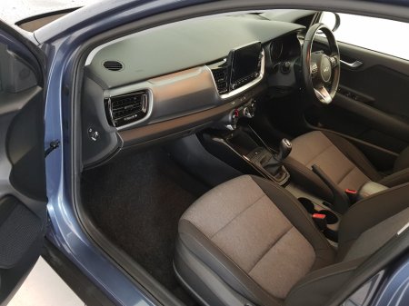 2024 Kia Stonic - thumbnail 6