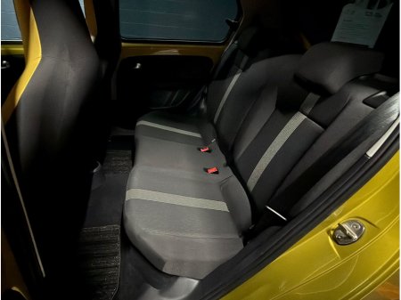 2017 Volkswagen up! 1.0 75BHP HIGH UP €11,650 thumbnail