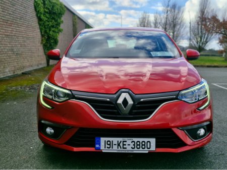2019 Renault Megane - thumbnail 2