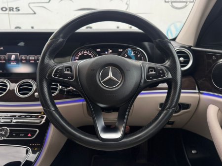 2016 Mercedes-Benz E Class 220 D AVANTGARDE 4DR AUTO €19,800 thumbnail